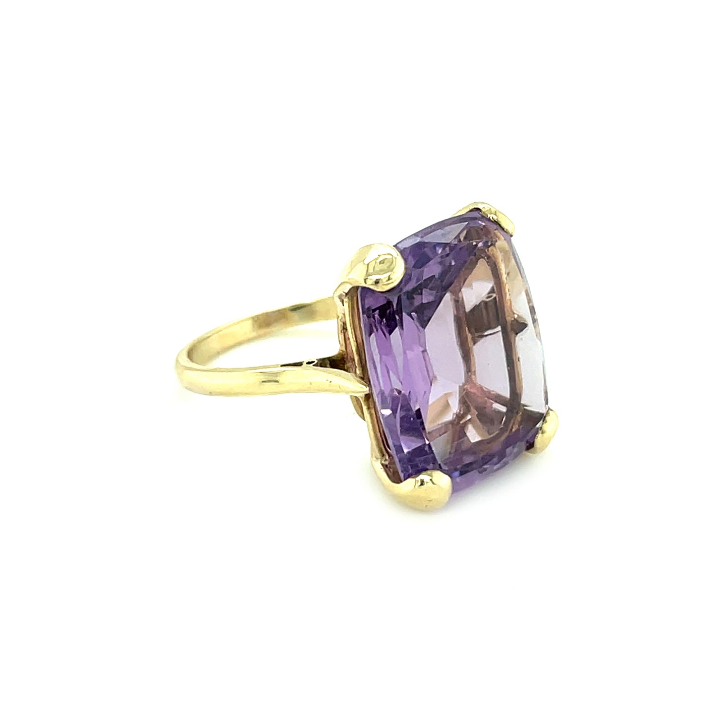 9ct Yellow Gold Amethyst Cocktail Ring (N)
