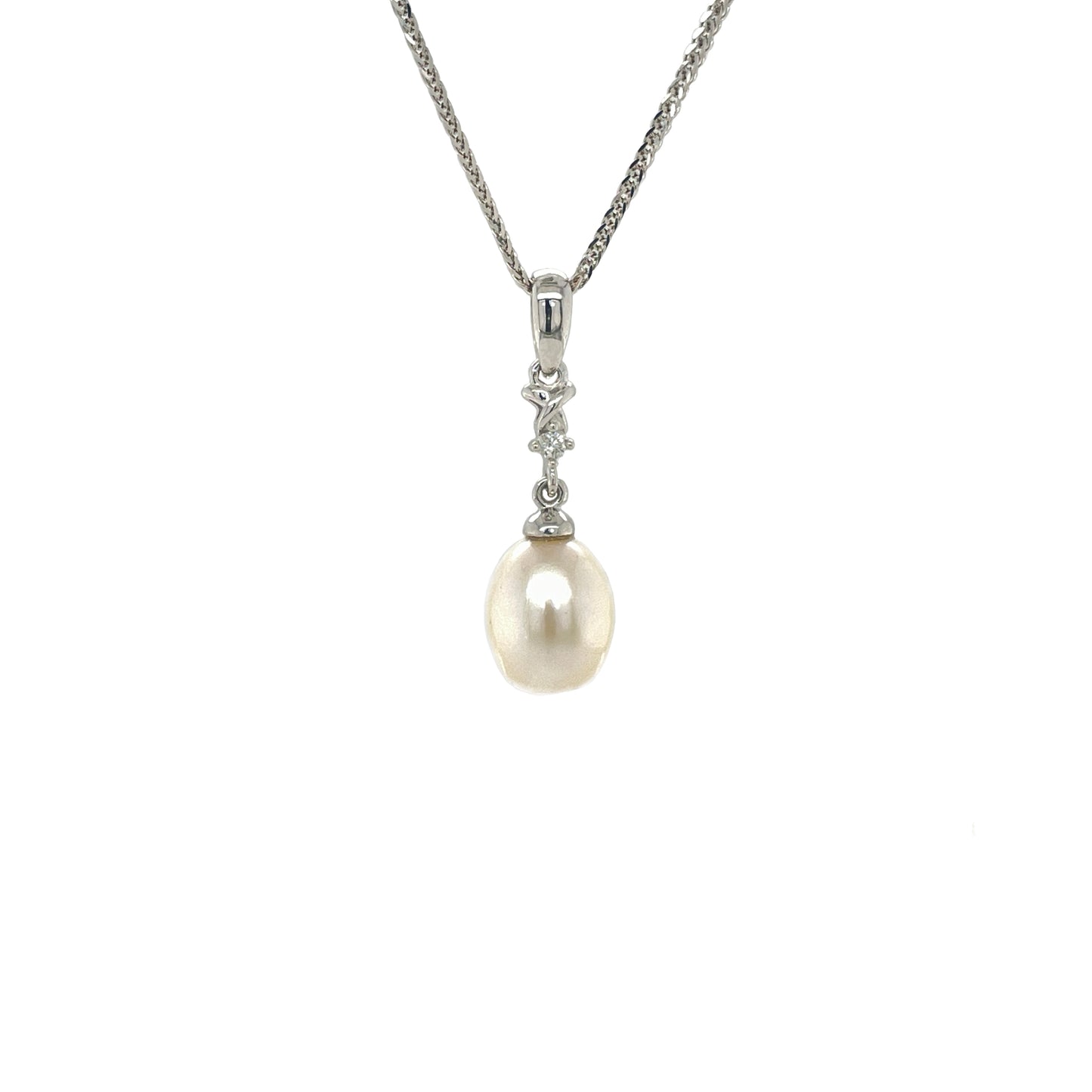 9ct White Gold Freshwater Pearl & Diamond Pendant