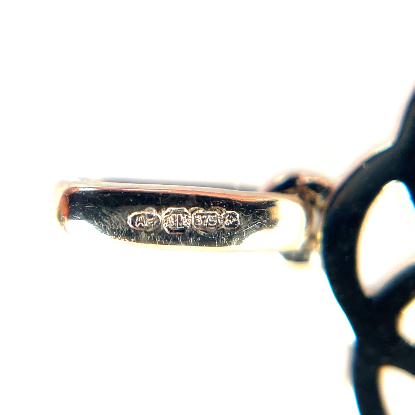 9ct Yellow Gold Woven Pendant