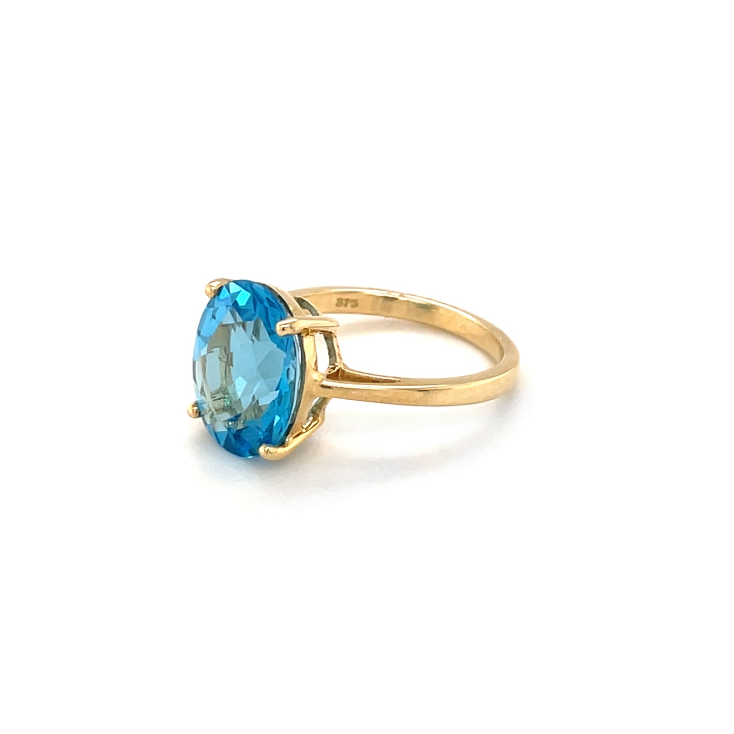 9ct Yellow Gold Swiss Blue Topaz Solitaire Ring (M)