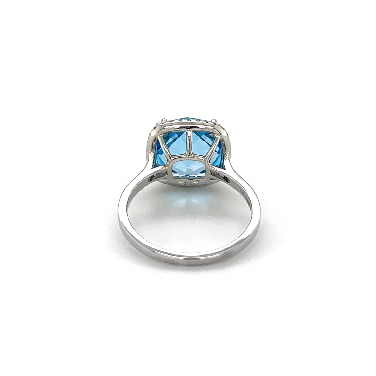 9ct White Gold Swiss Blue Topaz & Diamond Cluster Ring (N)