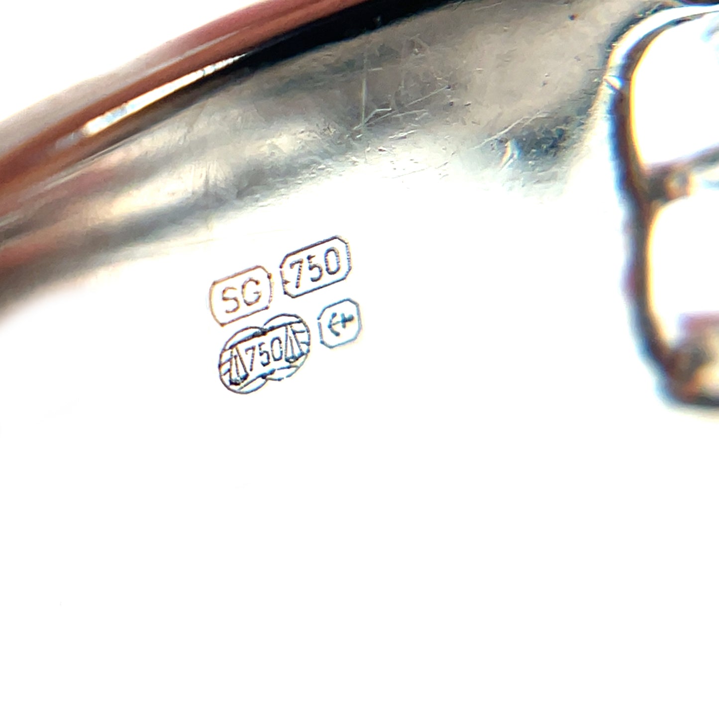 18ct White Gold Fancy Diamond Set Ring (L1/2)