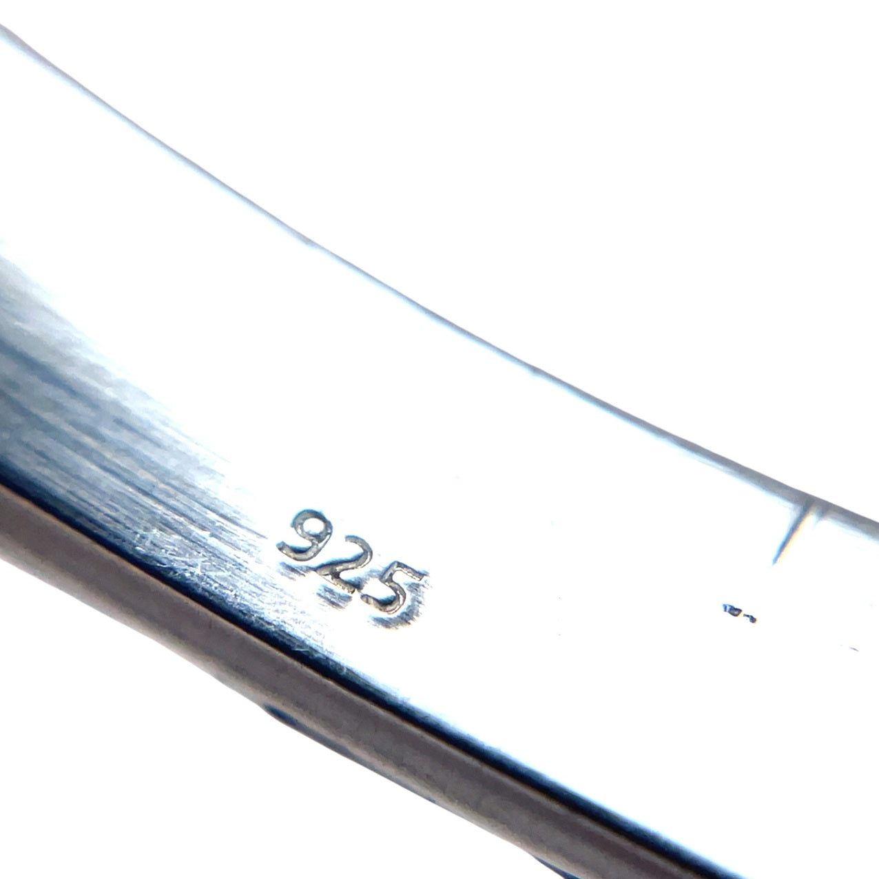 Silver 6mm Marquise Pattern Flat Bangle