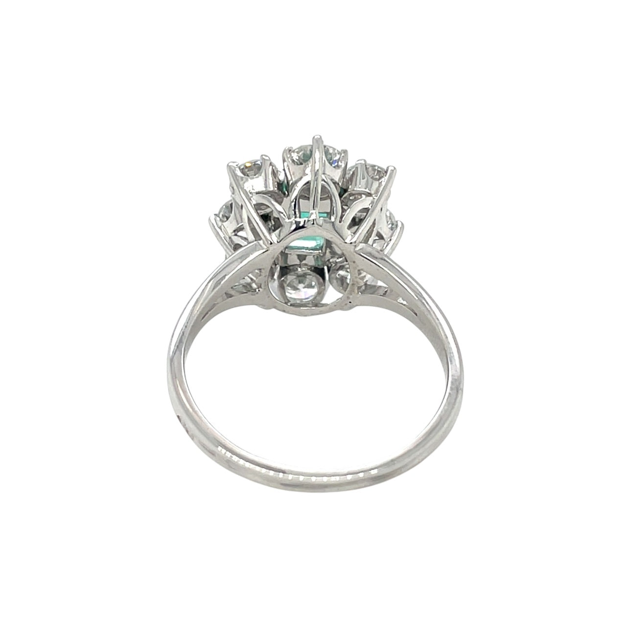 18ct White Gold Emerald & Diamond Cluster Ring (T)