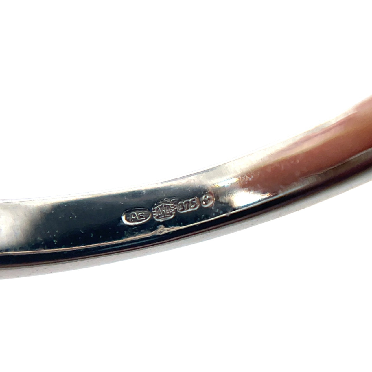 9ct White Gold Octagon Cut Peridot & Diamond Ring (N)