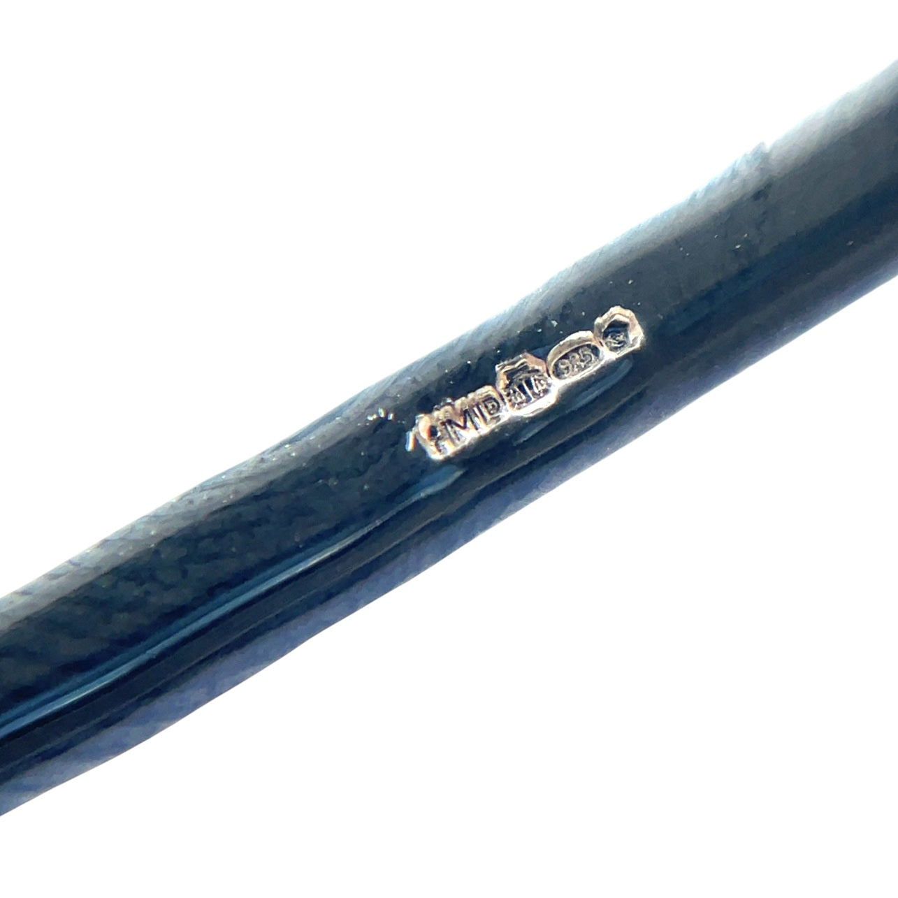 Silver Solid Hammered Court Bangle