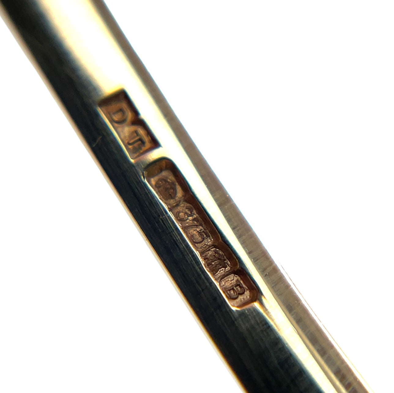 9ct Yellow Gold Court Bangle