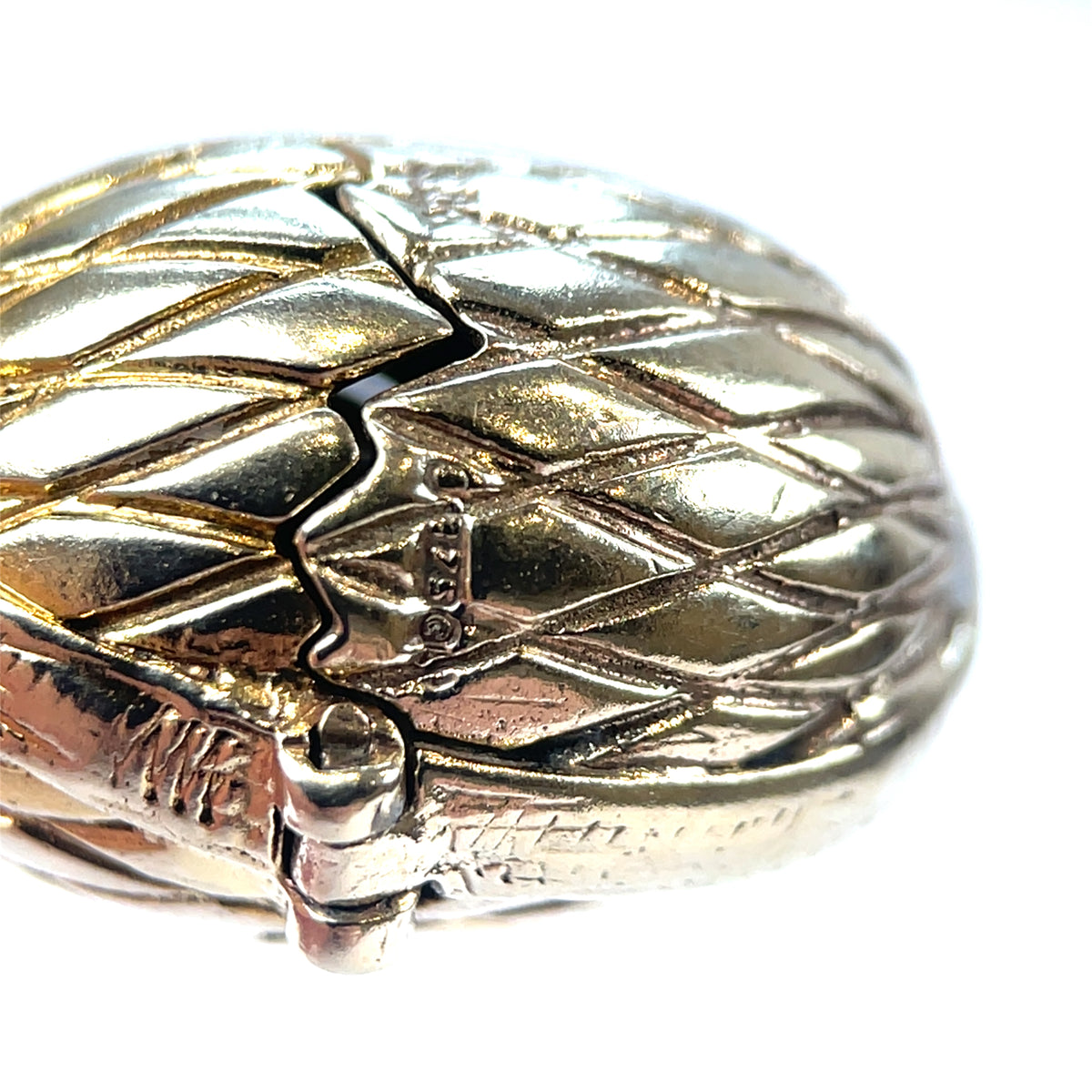 9ct Yellow Gold Opening Egg Charm