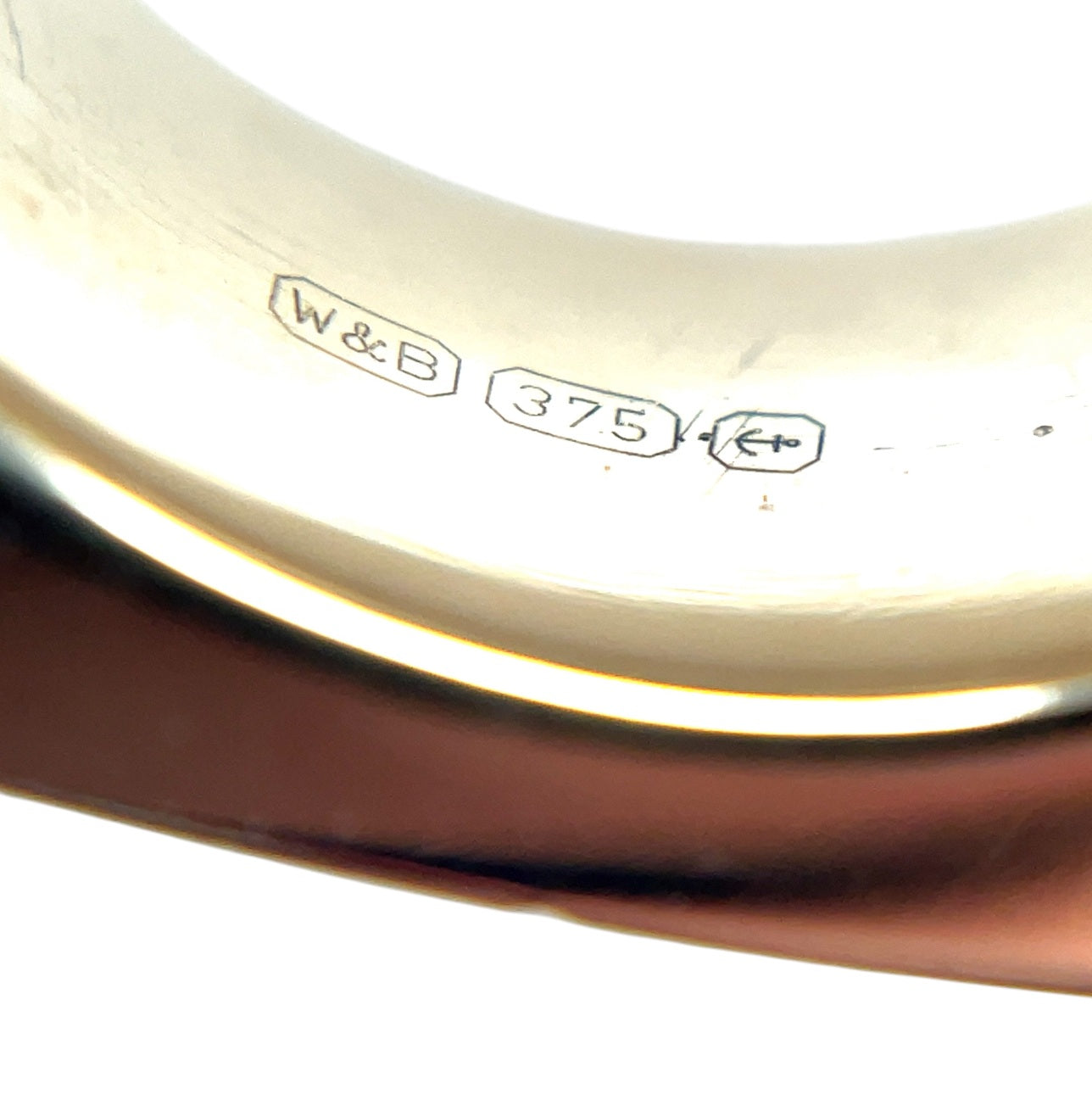 9ct Yellow Gold Square Band (I1/2)