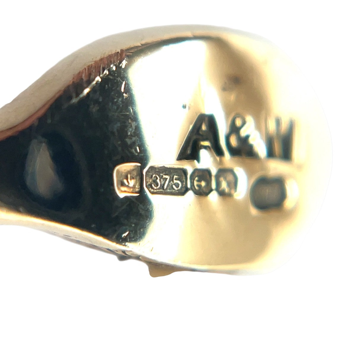 9ct Yellow Gold Golf Club Pin/Brooch