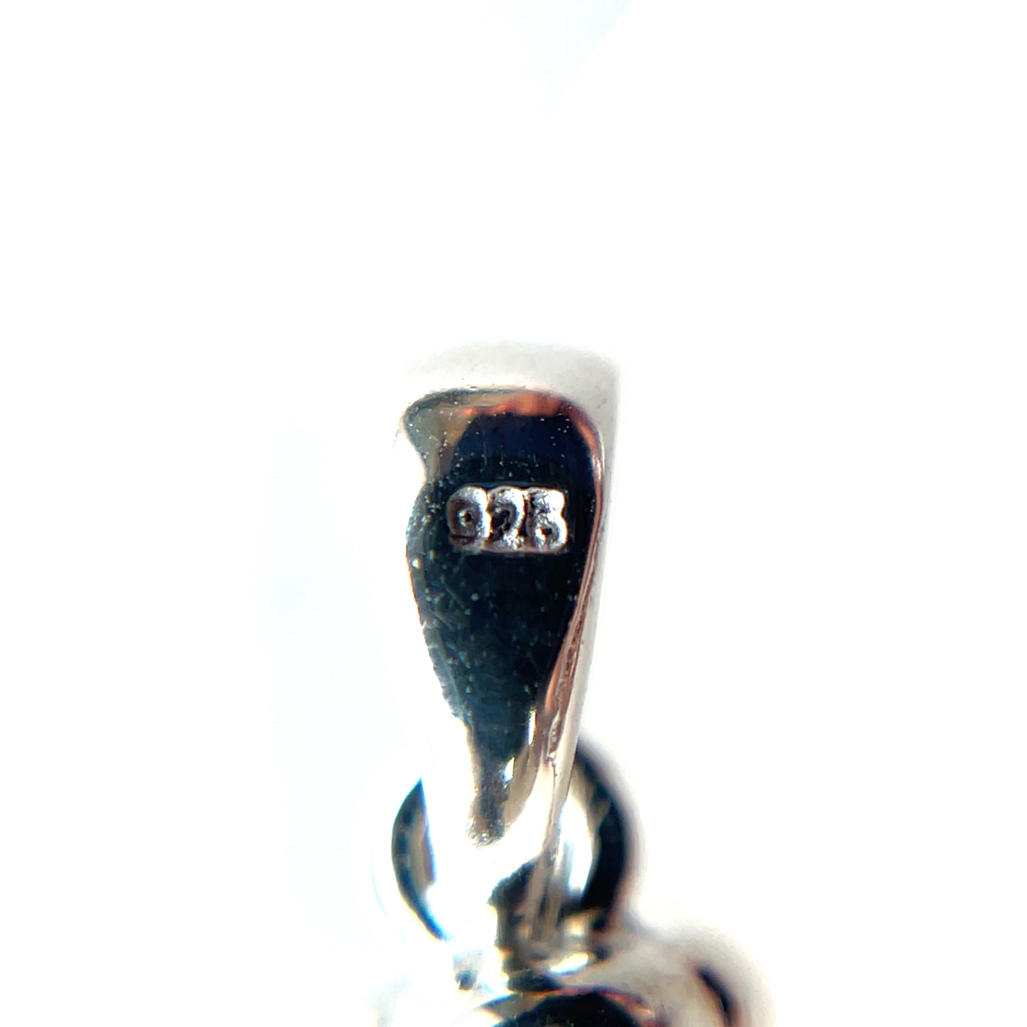 Silver Bee Pendant & Chain