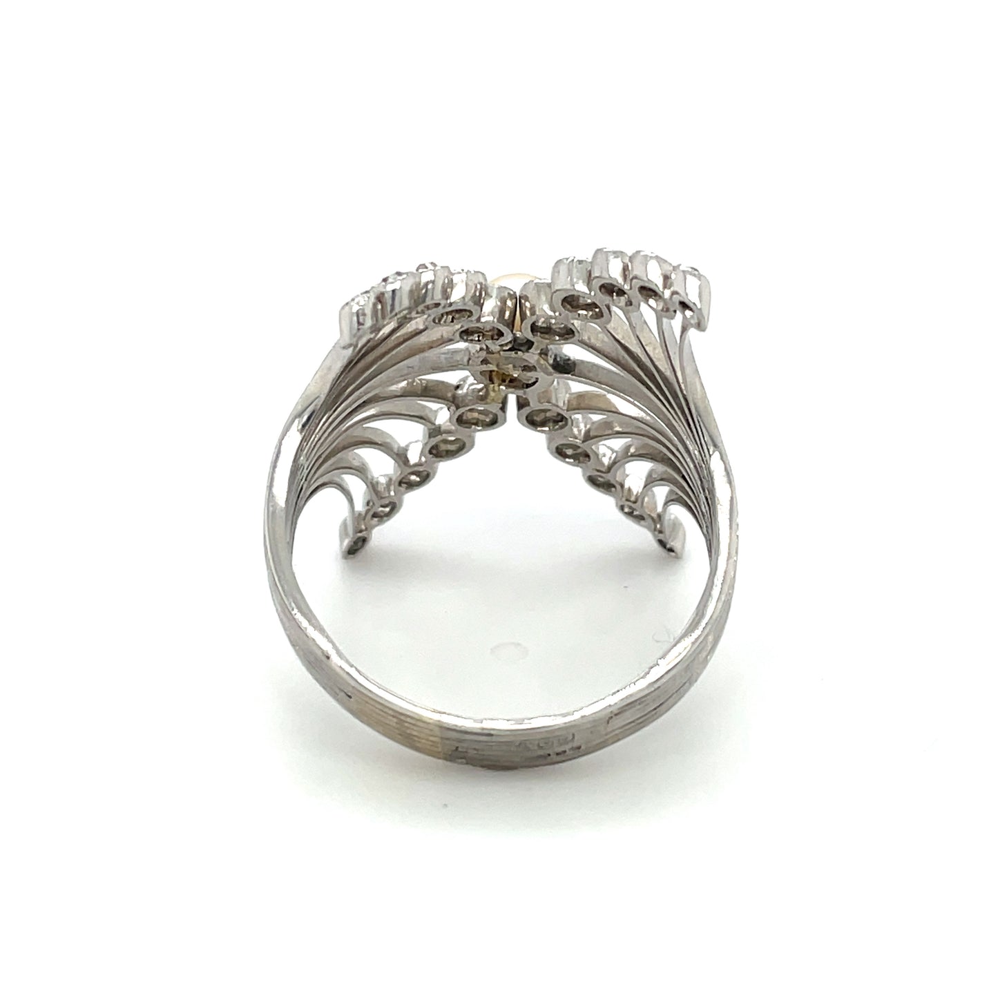 18ct White Gold Diamond And Pearl Cocktail Ring