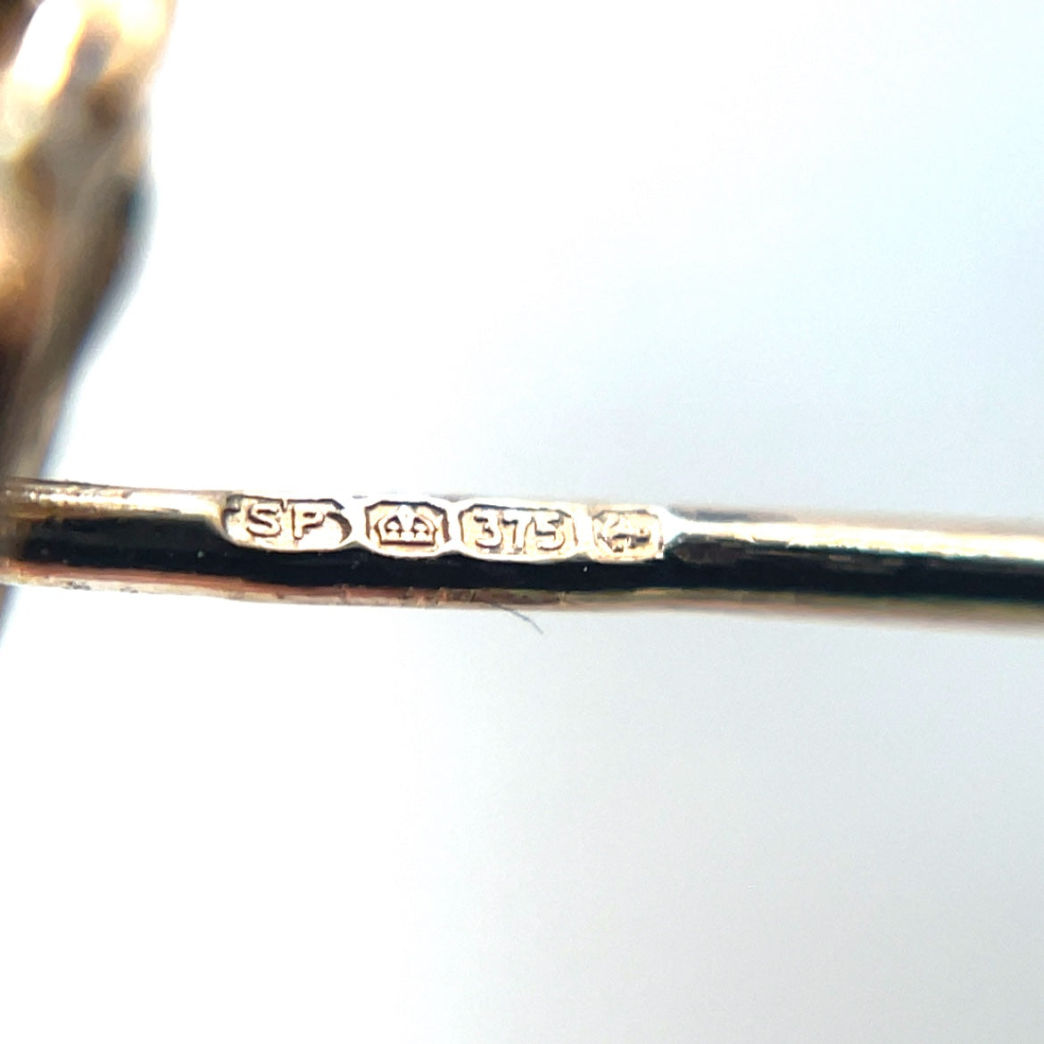 9ct Yellow Gold Bee Stud Earrings