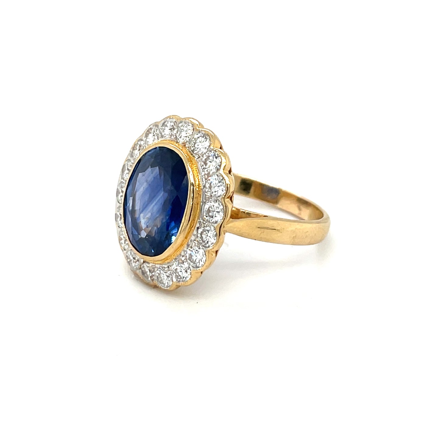 Yellow Gold Large Sapphire & Diamond Rub-over Cluster Ring