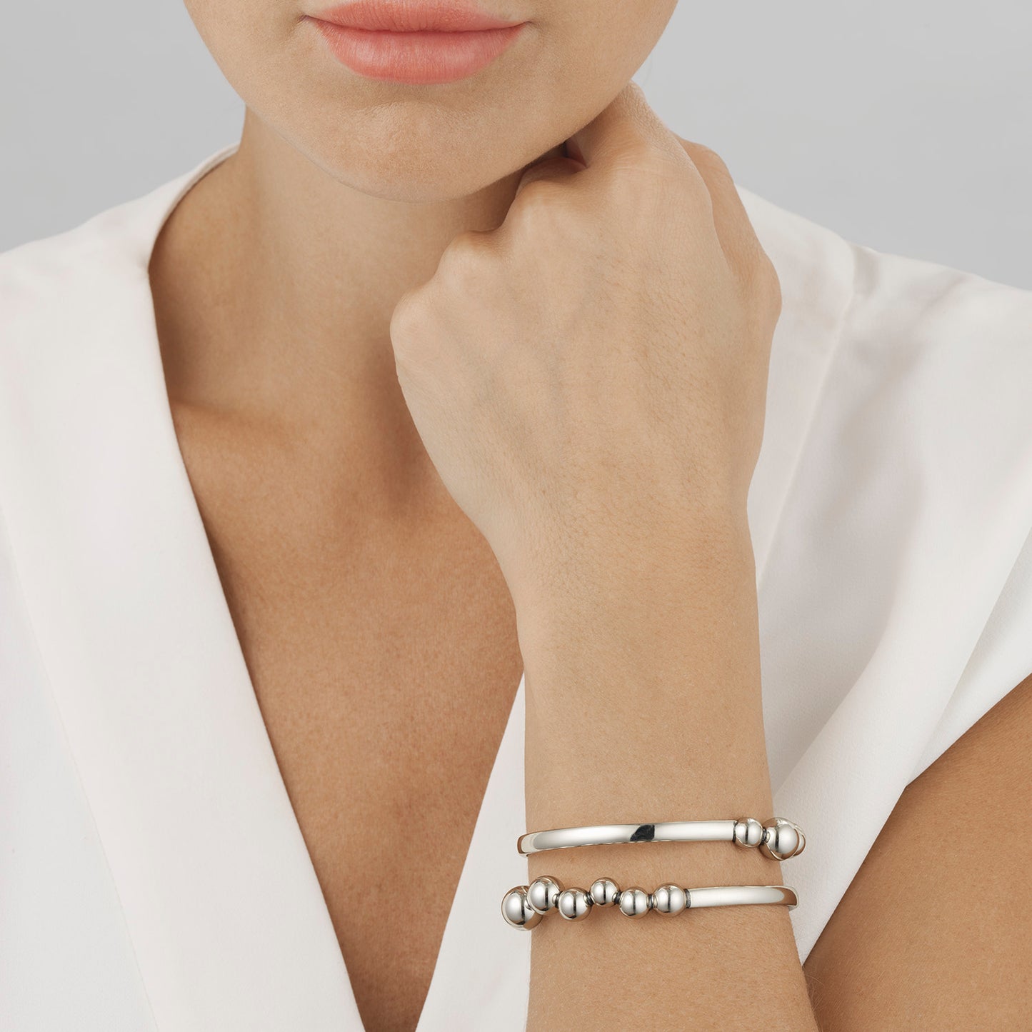 Silver Grape Bangle (L)