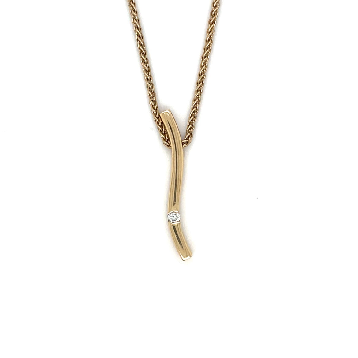 9ct Yellow Gold Curved Bar-Shape Pendant & Chain