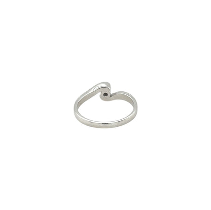 18ct White Gold Diamond Crossover Solitaire Ring (M)