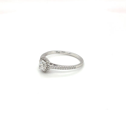 18ct White Gold Diamond Cluster Target Ring