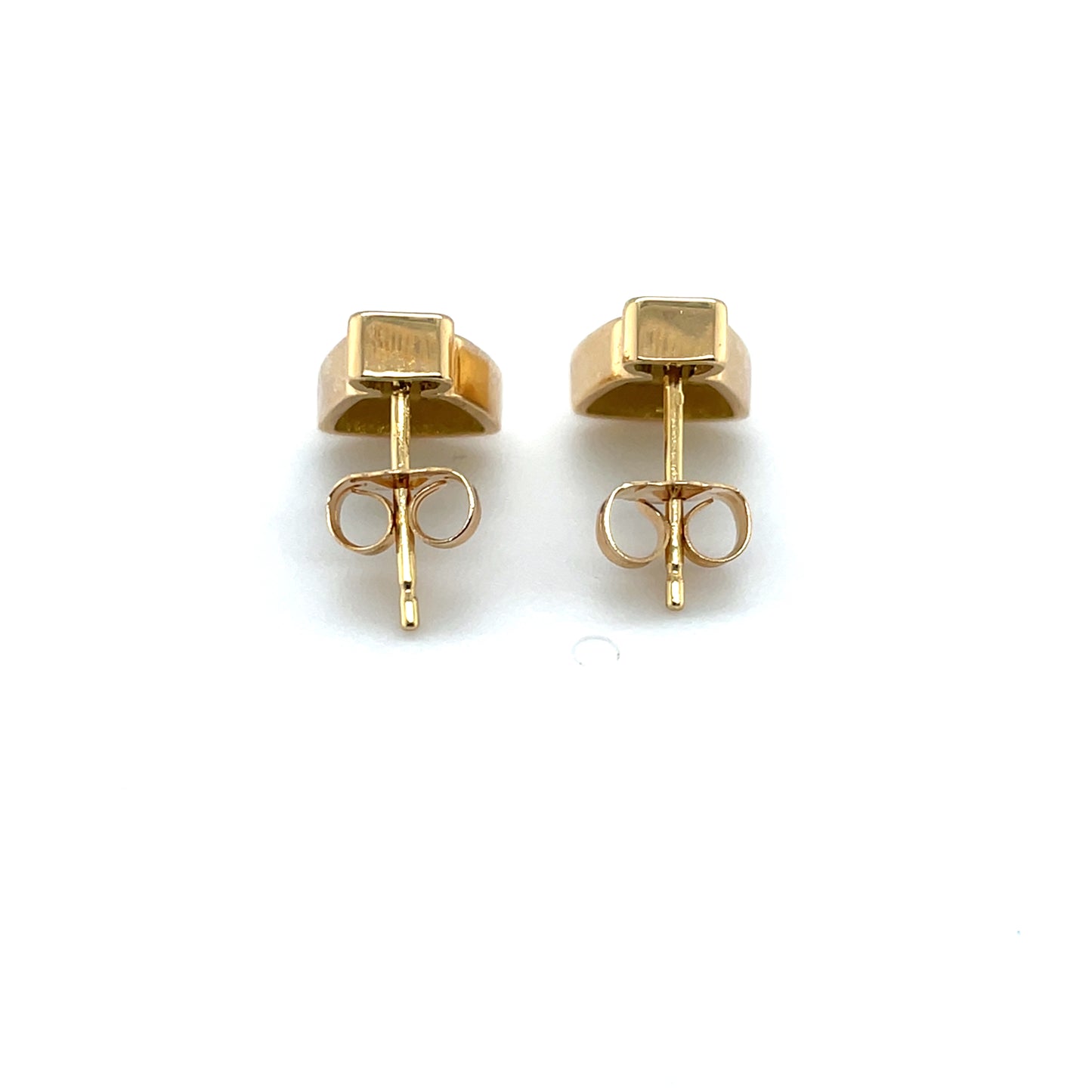 18ct Yellow Gold Stud Earrings