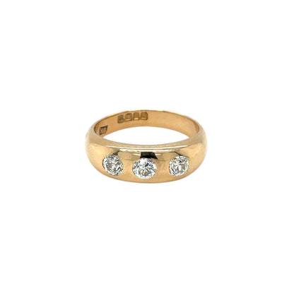 Vintage 18ct Yellow Gold Three Diamond Gypsy Ring (T)