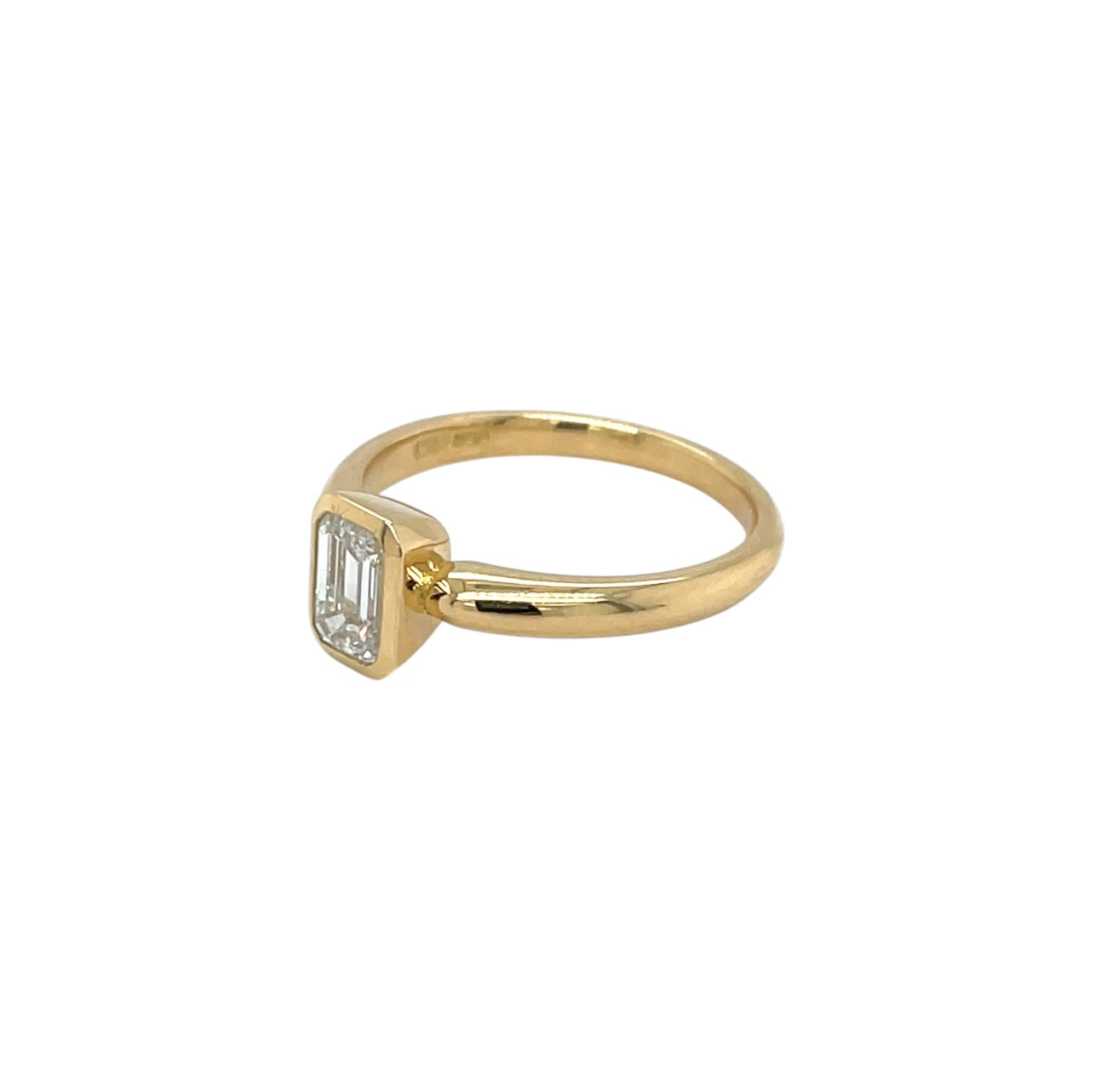 18ct Yellow Gold GIA Certified Emerald Cut Diamond Rubover Ring (L1/2)