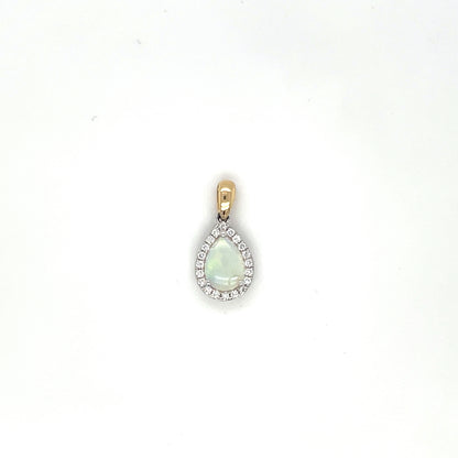 18ct Yellow Gold Opal & Diamond Cluster Pendant
