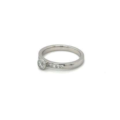 Platinum Modern Diamond Soliatire Ring