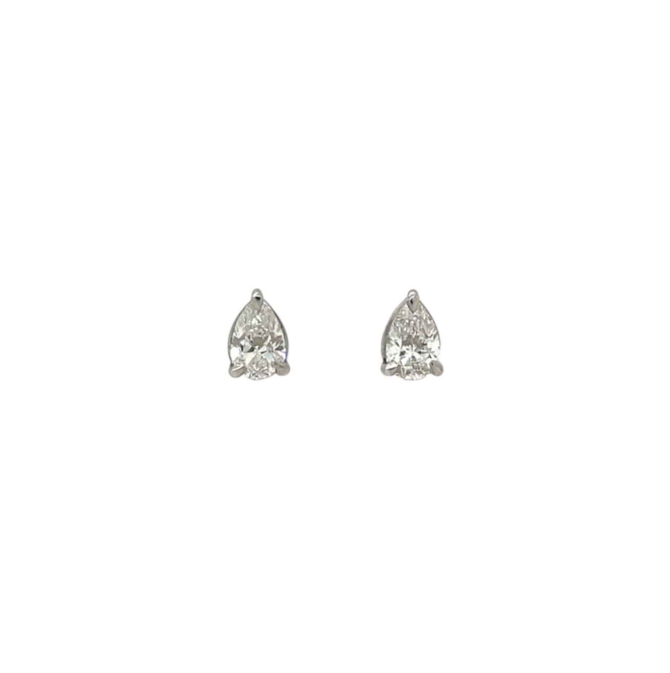 18ct White Gold Pear-Cut Diamond Stud Earrings