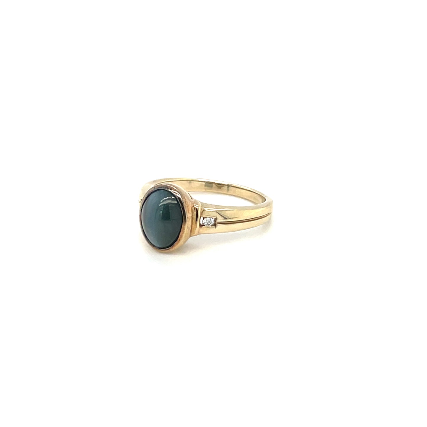 9ct Yellow Gold Cats Eye & Diamond Ring