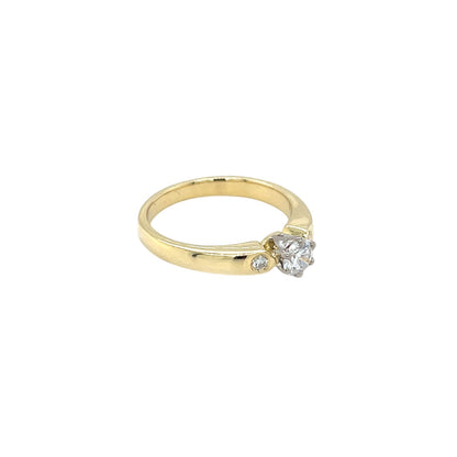 18ct Yellow Gold Diamond Solitaire Ring with Shoulder Detail (I1/2)