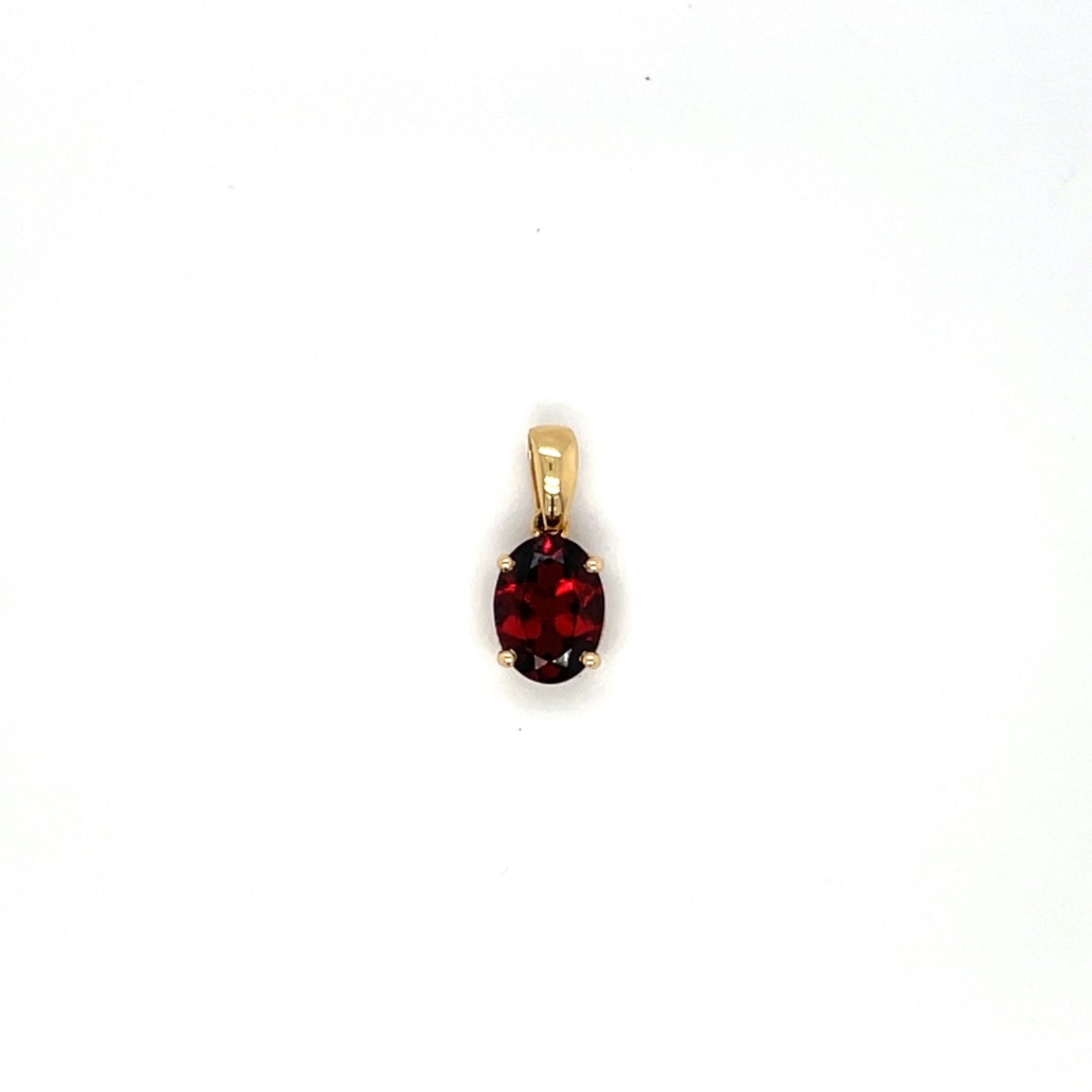 18ct Yellow Gold Garnet Pendant
