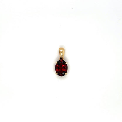 18ct Yellow Gold Garnet Pendant