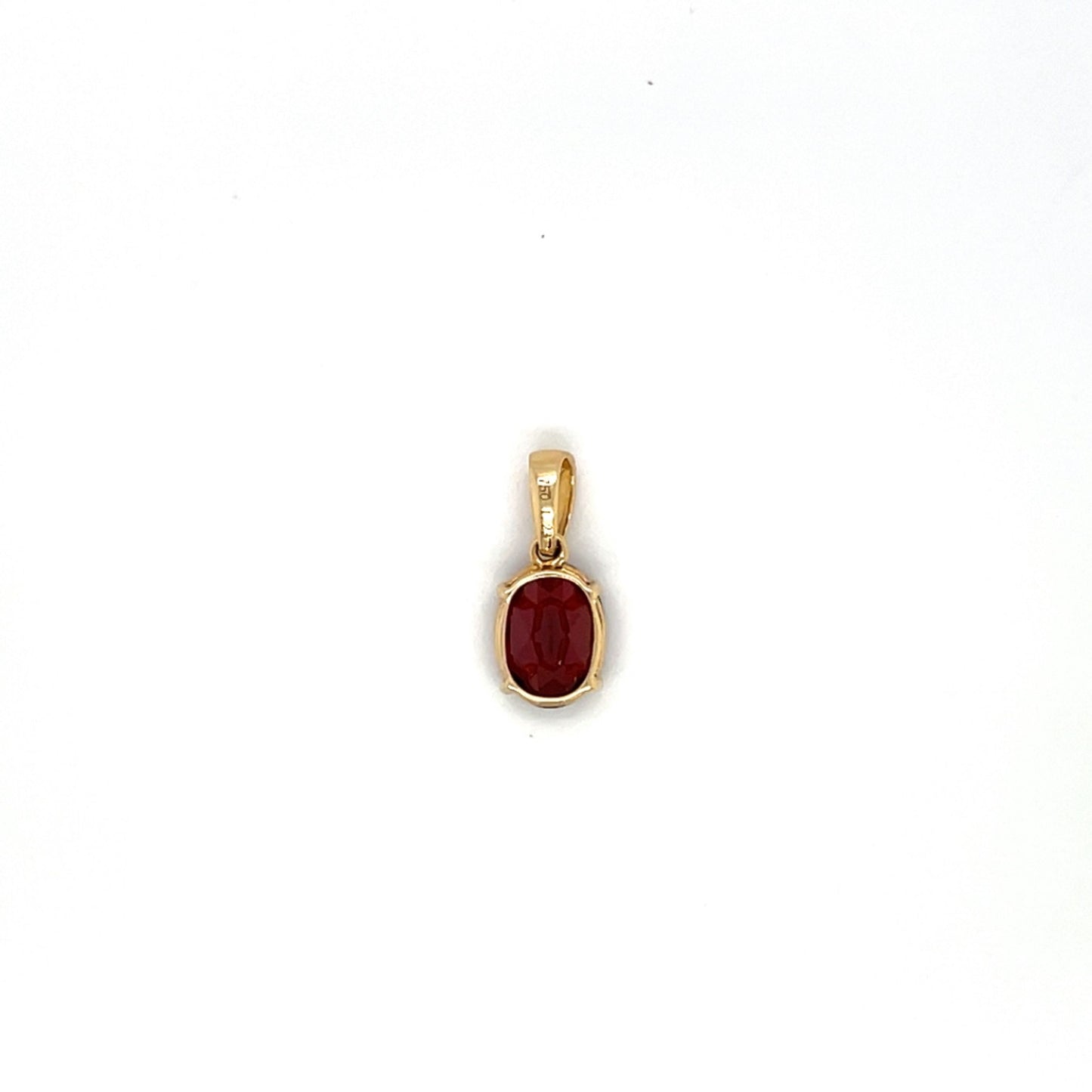18ct Yellow Gold Garnet Pendant