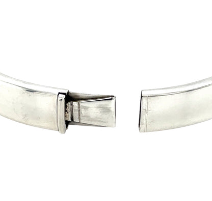 Silver Flat-Edge Round Hinged Bangle
