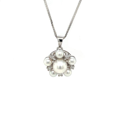 18ct White Gold Diamond & Pearl Pendant