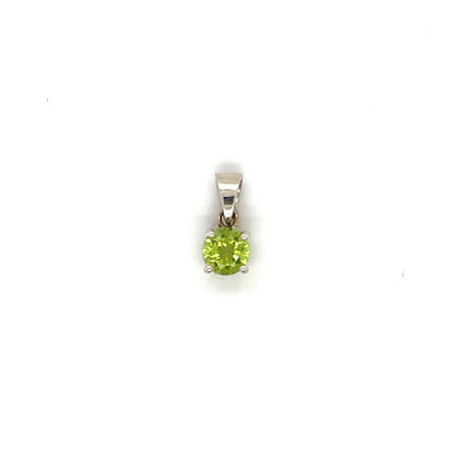 9ct White Gold Peridot Pendant