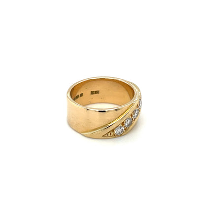 18ct Yellow Gold Diamond Wedding Ring
