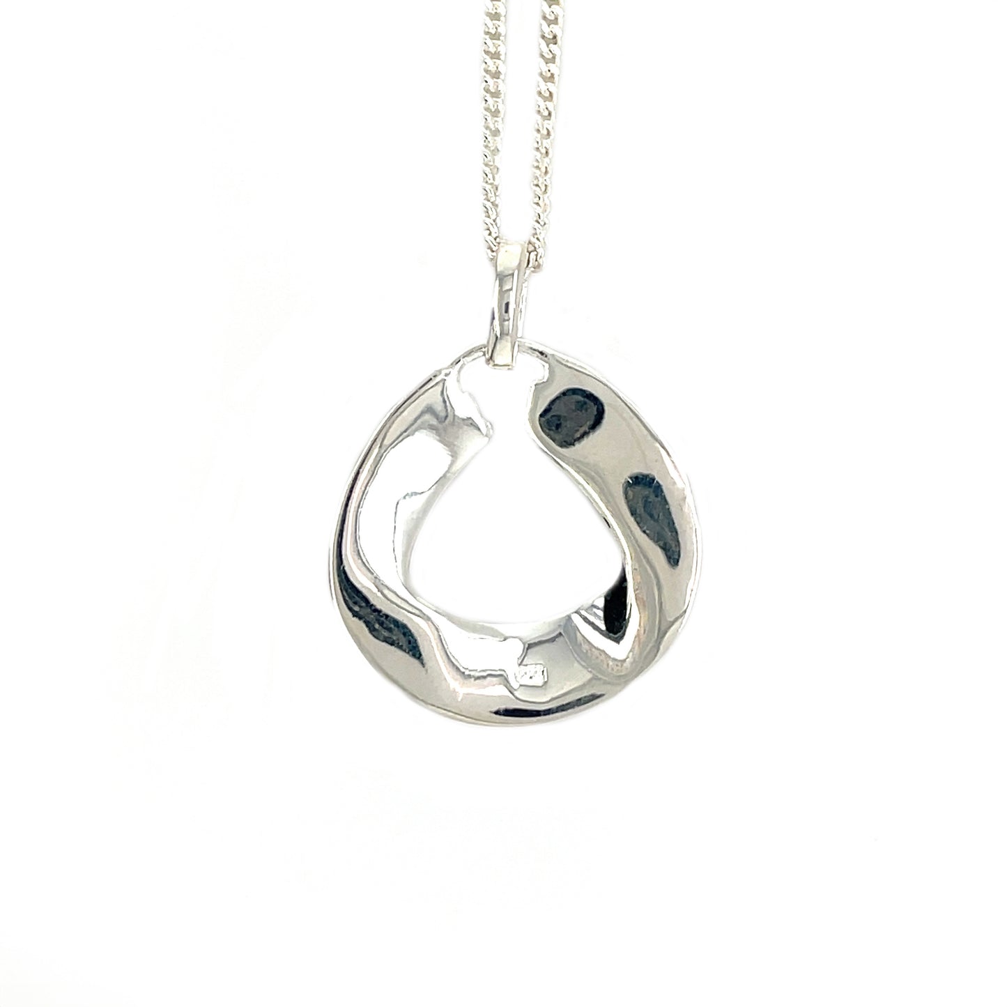 Silver Knot Circle Pendant & Chain (18")