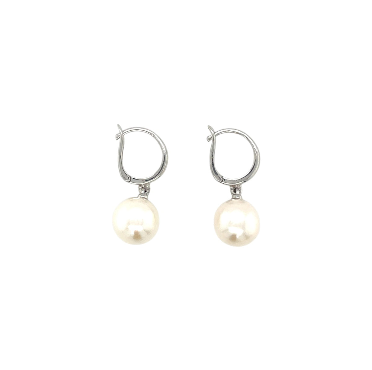18ct White Gold Freshwater Pearl Hoop Earrings