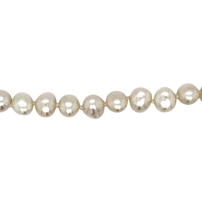 Pearl Necklace with 9ct Bow Clasp (17")