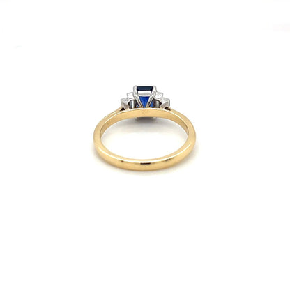 18ct Yellow Gold Sapphire & Diamond Five-Stone Ring (N)