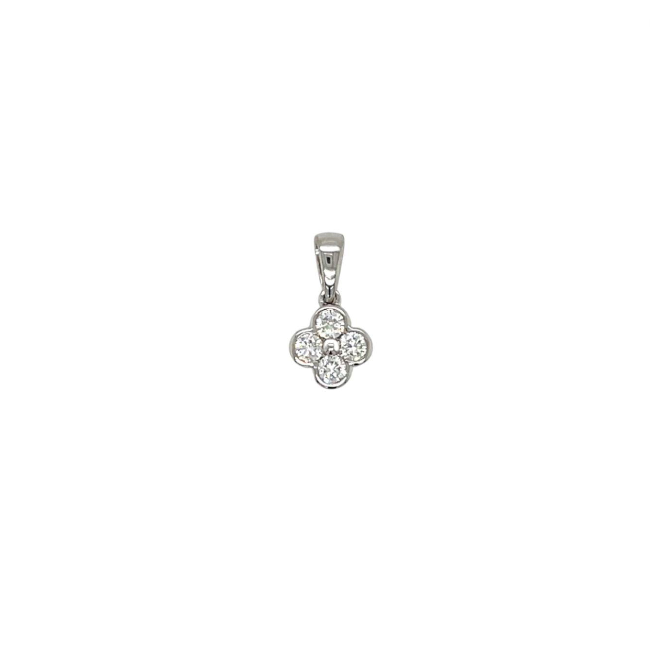 18ct White Gold Diamond Clover Pendant
