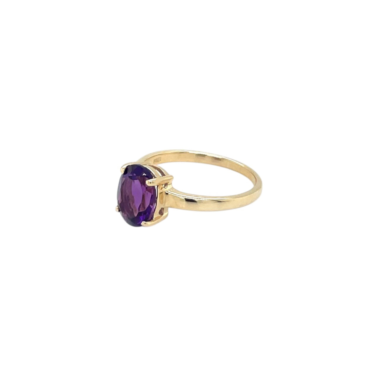 9ct Yellow Gold Amethyst Solitaire Ring (L1/2)