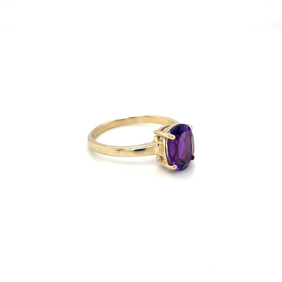 9ct Yellow Gold Amethyst Solitaire Ring