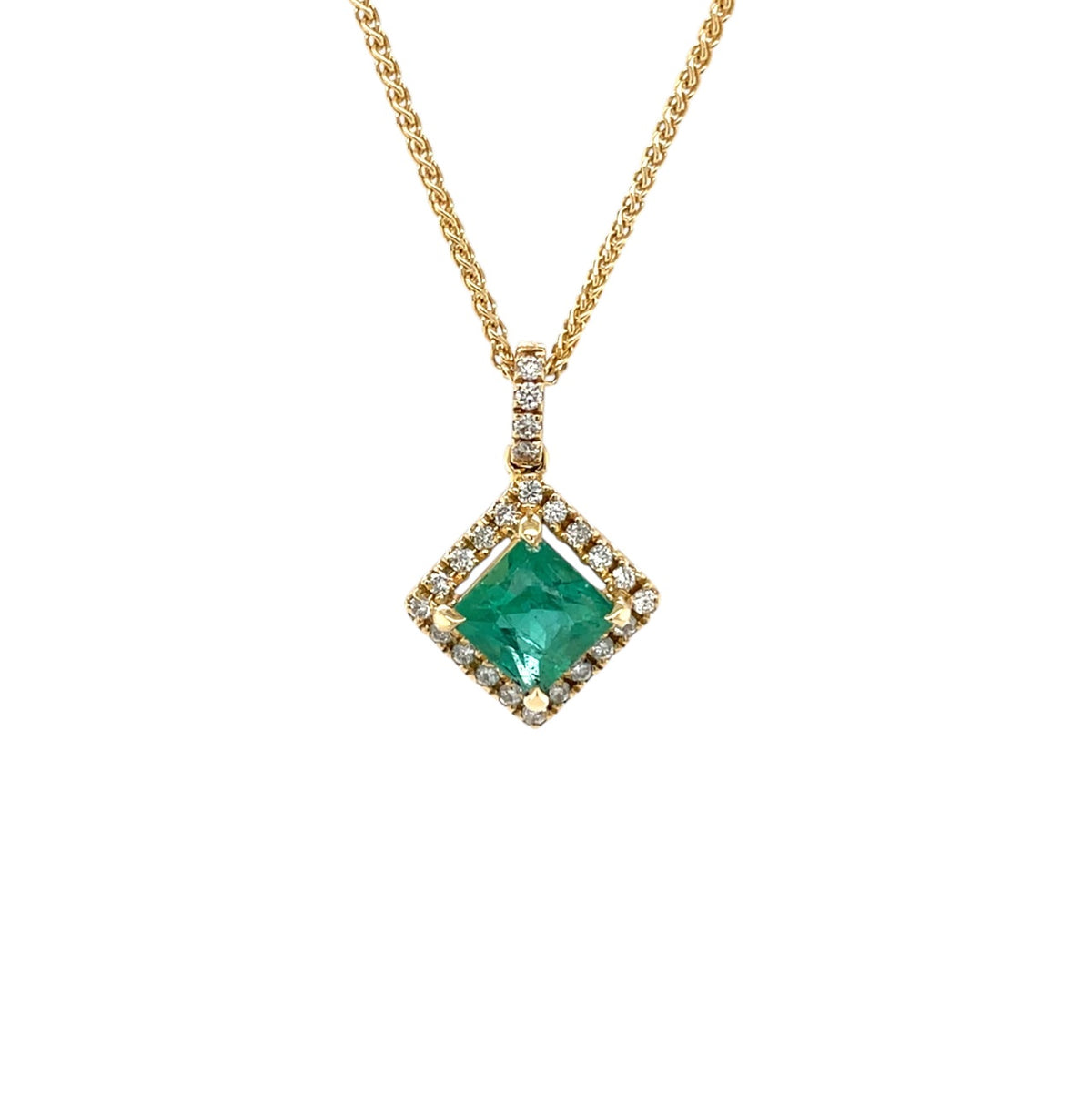 18ct Yellow Gold Emerald & Diamond Cluster Pendant