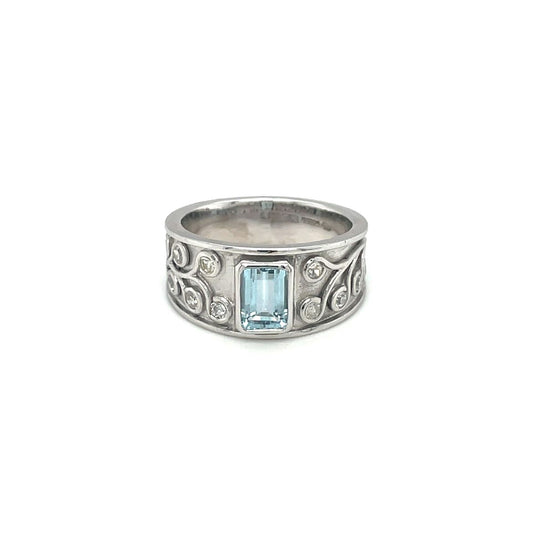 14ct White Gold Aquamarine & Diamond Roman-Style Ring (N)