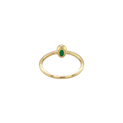 18ct Yellow Gold Oval Emerald Solitaire Ring (L)