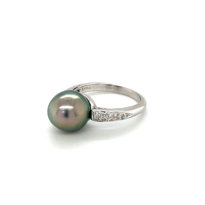 18ct White Gold Tahitian Pearl & Diamond Ring