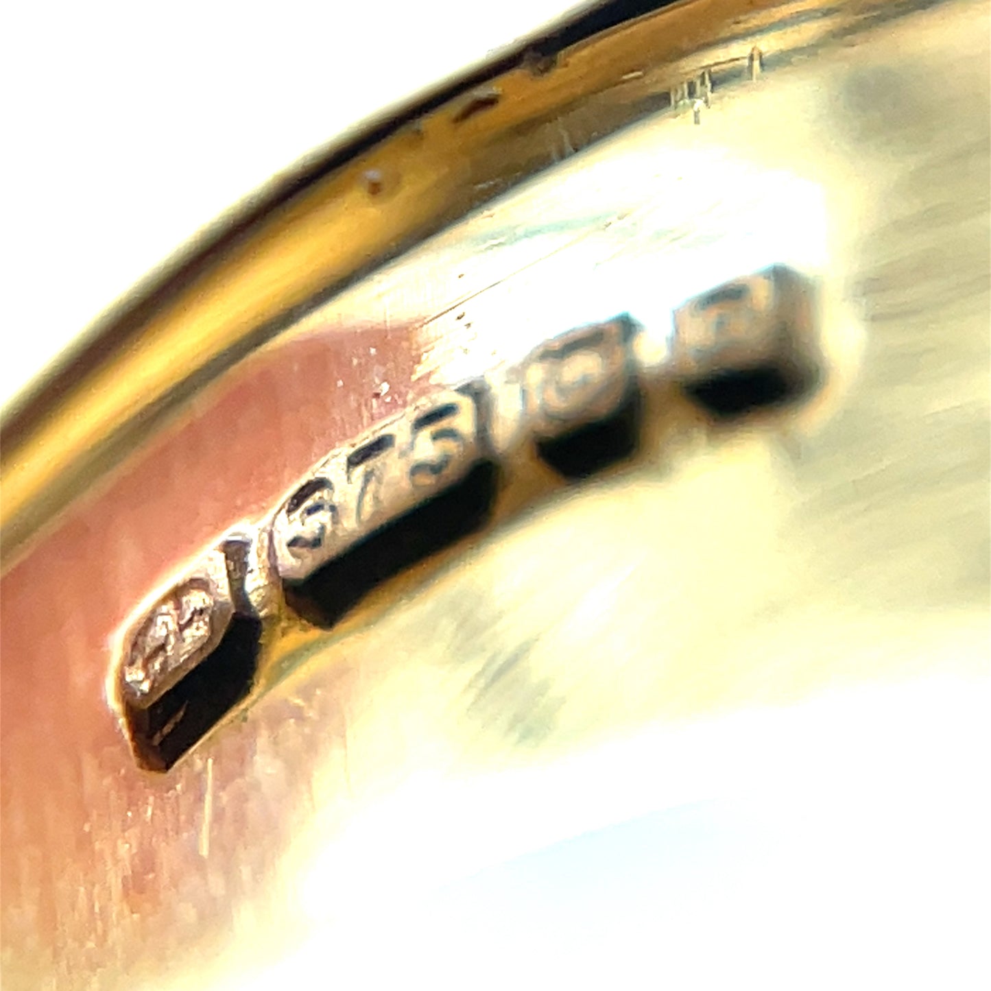 9ct Yellow Gold Half Soverign Ring