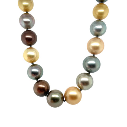 18ct White Gold Diamond & South Sea Pearl Necklace